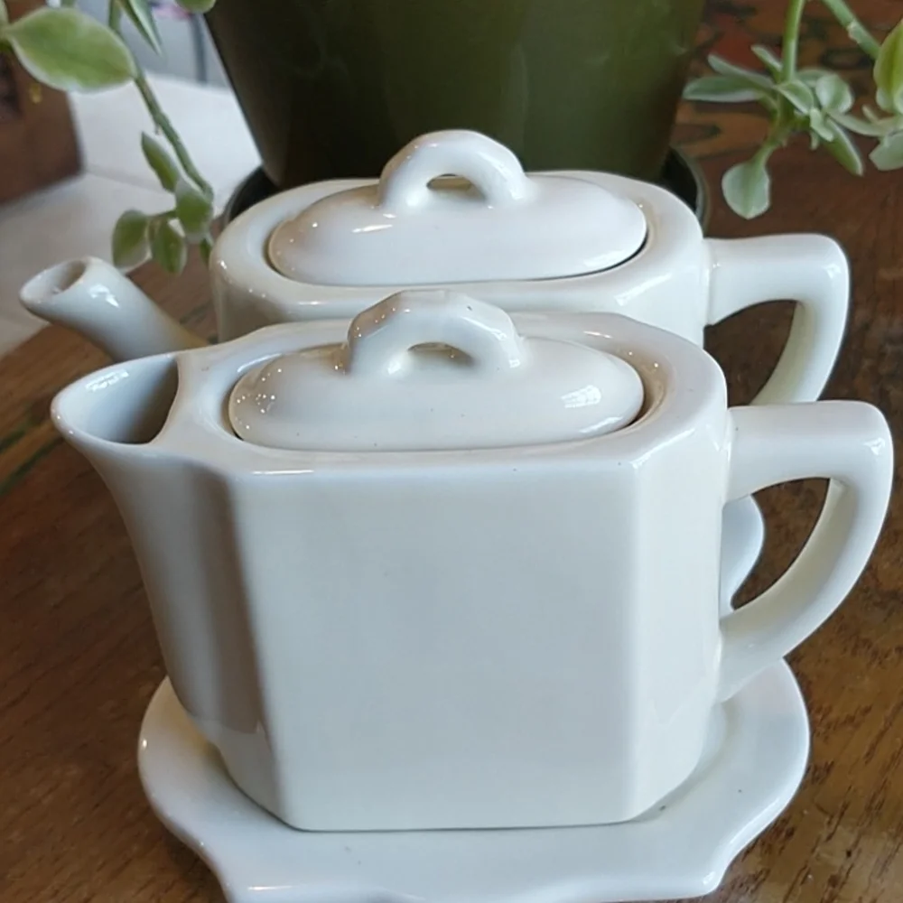 Restoration hardware white China Tea Set Crreamer Sugar 5 piece